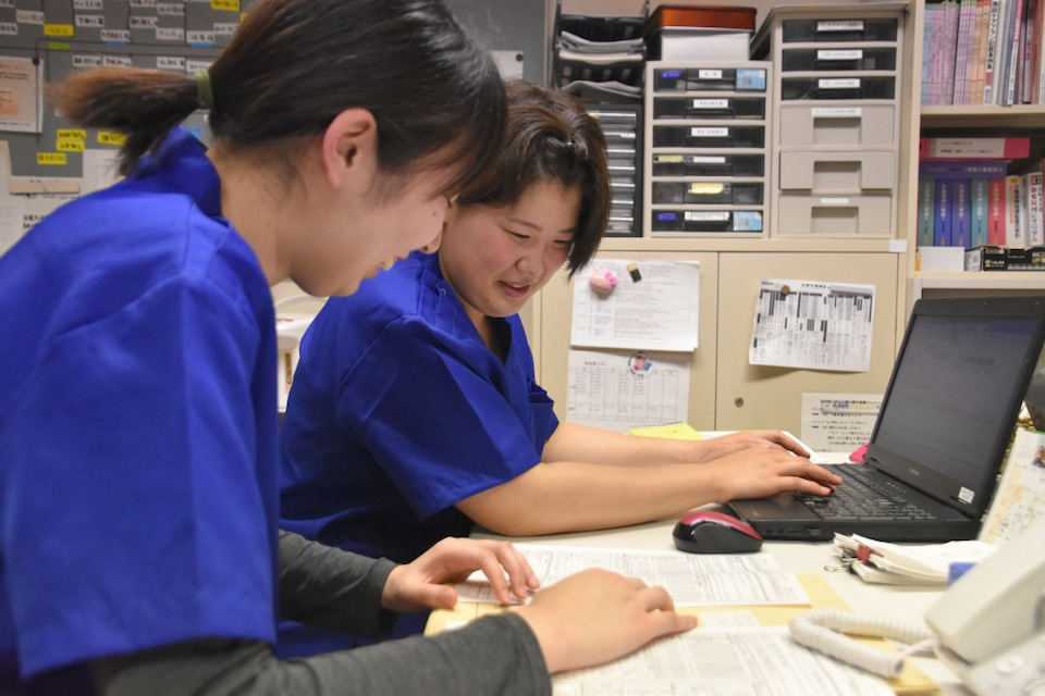 リハビリ職インタビュー Tさん 【勤務地】介護老人保健施設おしどり荘
